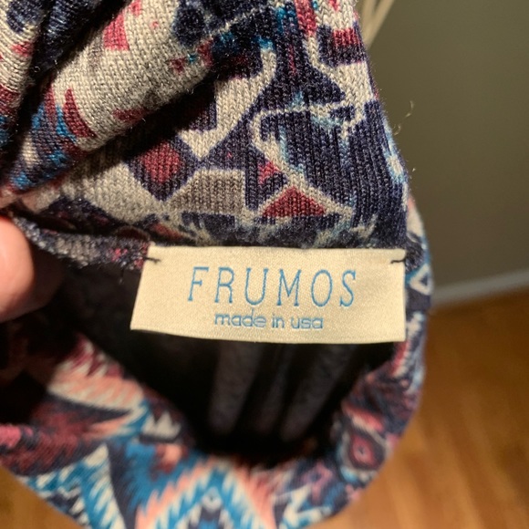 FRUMOS Geometric Print Skirt - Small - Picture 6 of 7